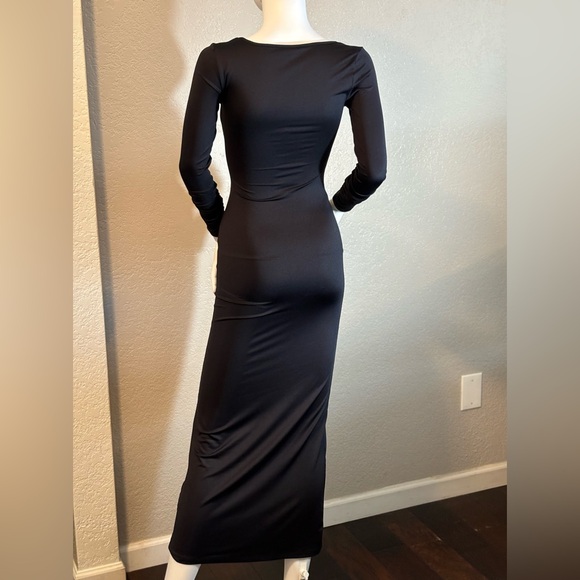 🍁🥳♥️ Gianni Bini Column Icon Knit Scoop Neck Long Sleeve Bodycon Midi Dress - Picture 8 of 11